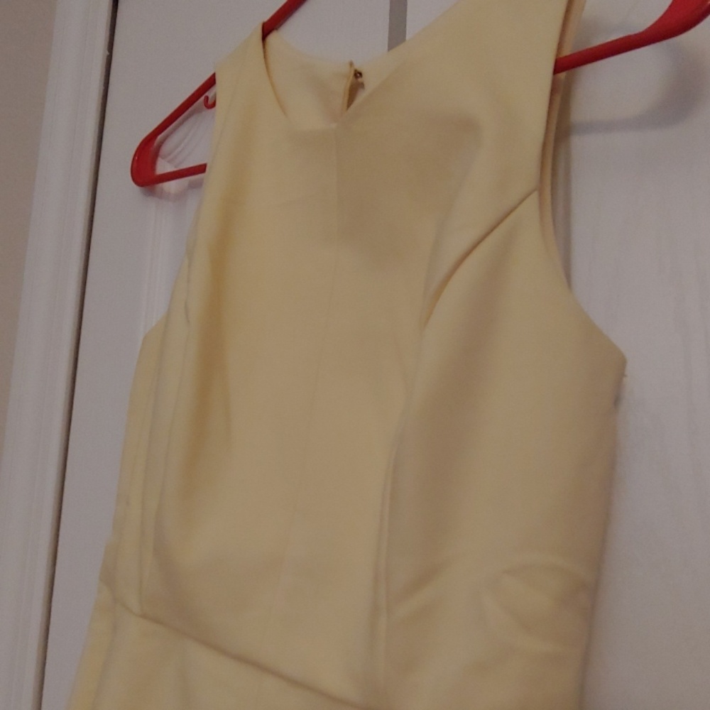 Forever 21 Short Yellow dress - Picture 5 of 8